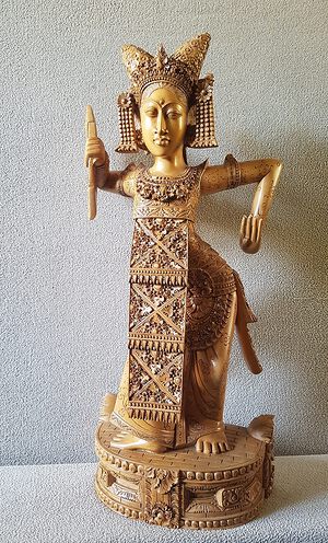 Legong keraton dancer - 135.jpg