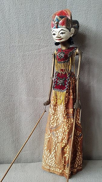File:Banowati 01 - 344-1.jpg